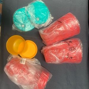 Tupperware tumbler and snack cup bundle